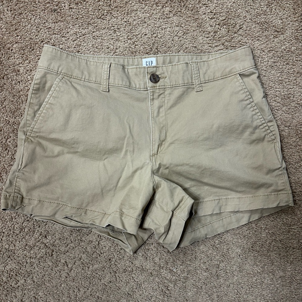 GAP Women's Khaki Cargo Shorts